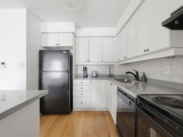 House for rent in City Centre, Mississauga