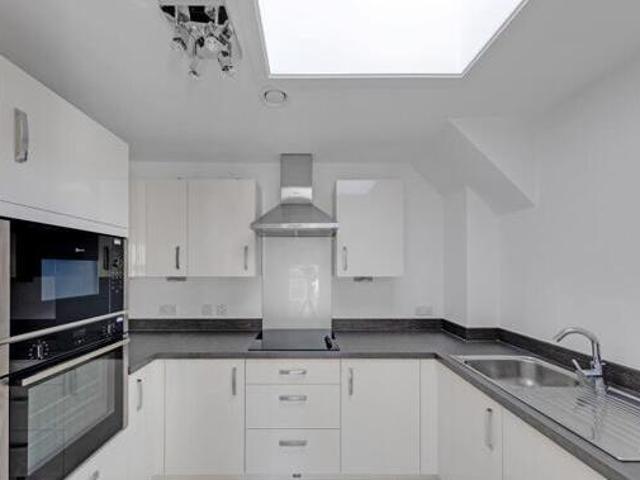 House for rent in Crowthorne