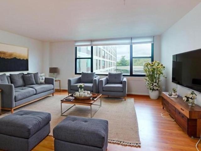 Condo for sale in Alexandria
