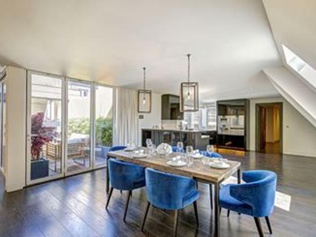 Apartment for rent in Mayfair, Greater London