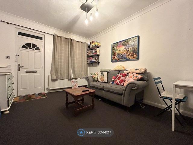 House for rent in Clewer Village, Windsor