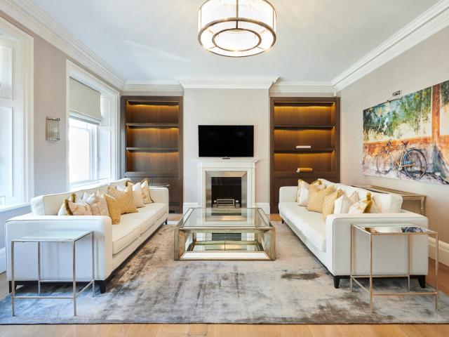 Apartment for rent in Mayfair, Greater London