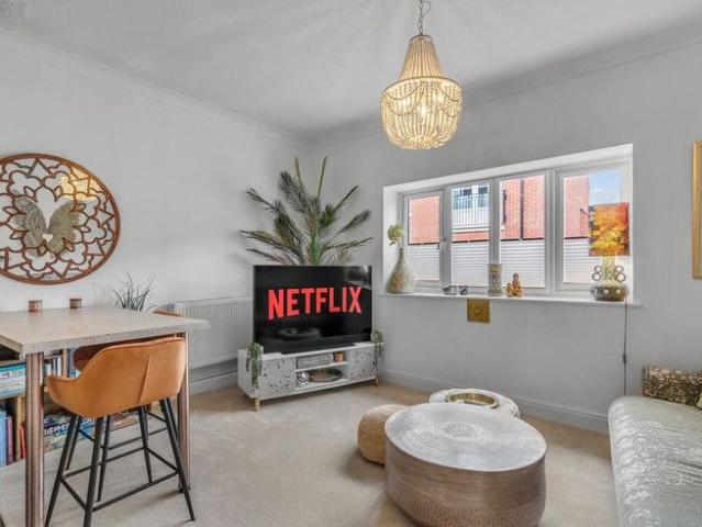 Apartment for rent in Heigham Grove, East Bank
