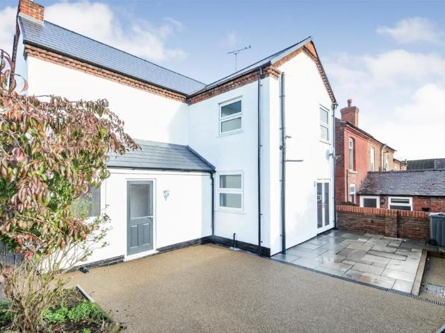 House for rent in Elmton, East Midlands