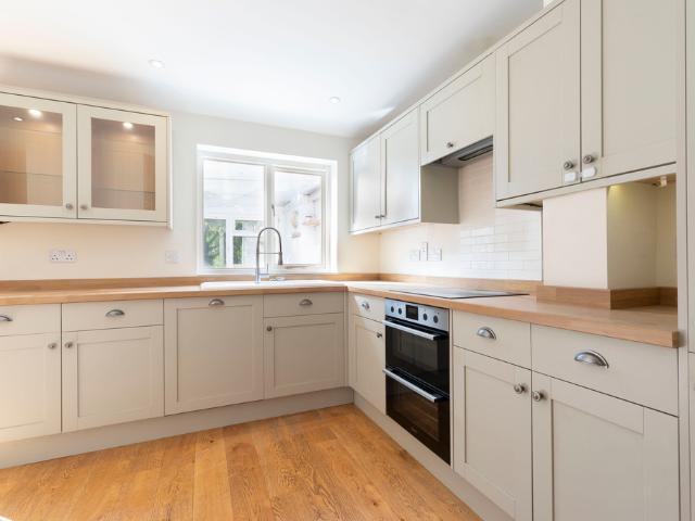 House for rent in Ewens Farm, Cheltenham