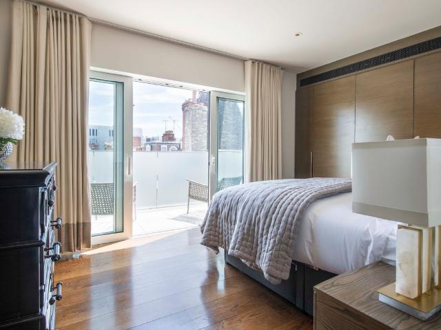 Apartment for rent in Mayfair, Greater London