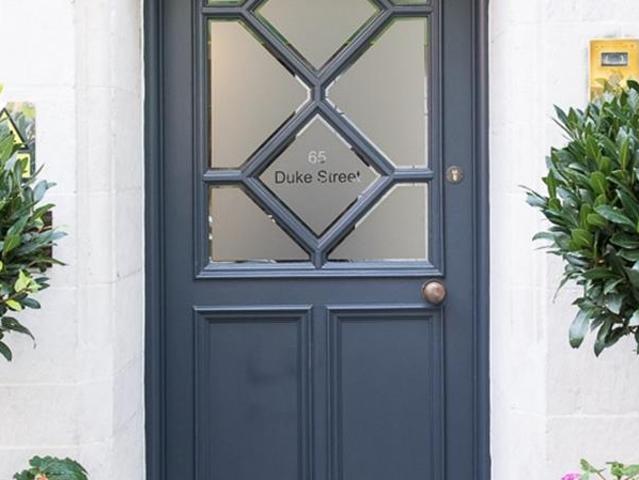 Apartment for rent in Mayfair, Greater London