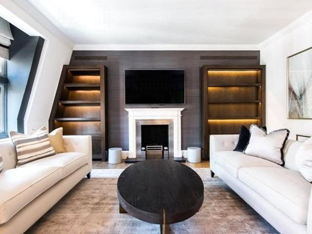 Apartment for rent in Mayfair, Greater London