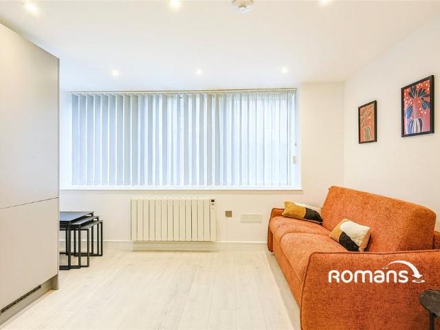 Apartment for rent in Reading