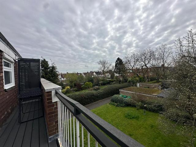 Apartment for rent in New Malden, Isle Of Man