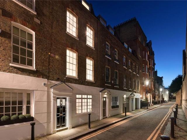 House for rent in Kensington, Greater London