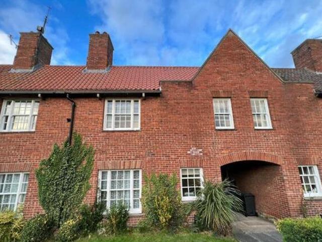 House for sale in Alnwick, Northumberland