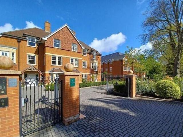 House for rent in Crowthorne