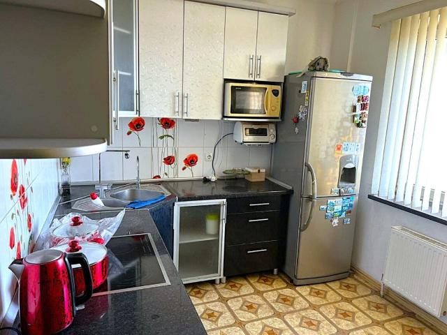 Квартира продажа в Великодолинском, Днепропетровской области