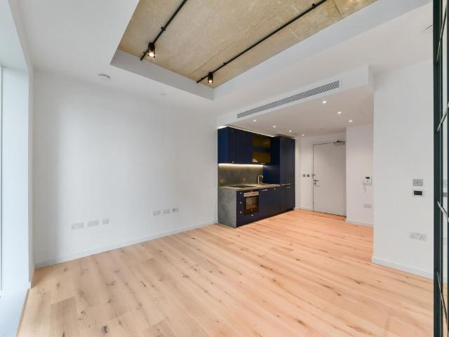 Studio for rent in Goodluck Hope, Blackwall