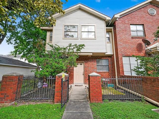 Condo for sale in Stafford, Texas