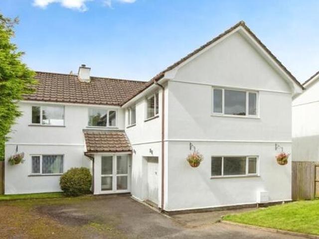 House for sale in Lamellion, Cornwall