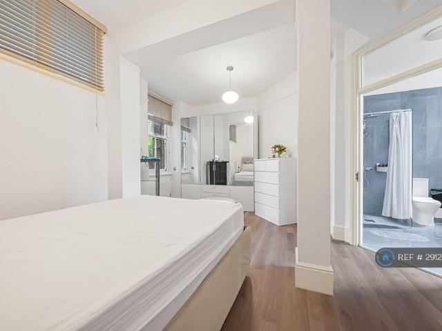 Apartment for rent in Holborn, Greater London