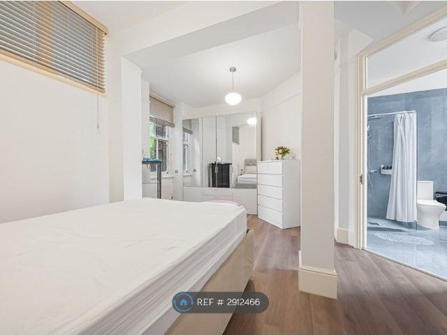 Apartment for rent in Holborn, Greater London