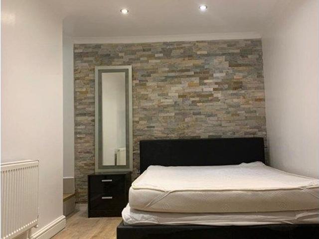 Room for rent in Tulse Hill, Greater London