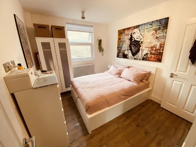 Apartment for rent in London Borough of Lambeth, Greater London