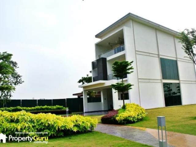 House for rent in Akira Sierra 9, Sepang