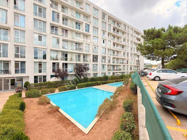Aydınlı Mahallesi, Tuzla içerisinde satılık mülk