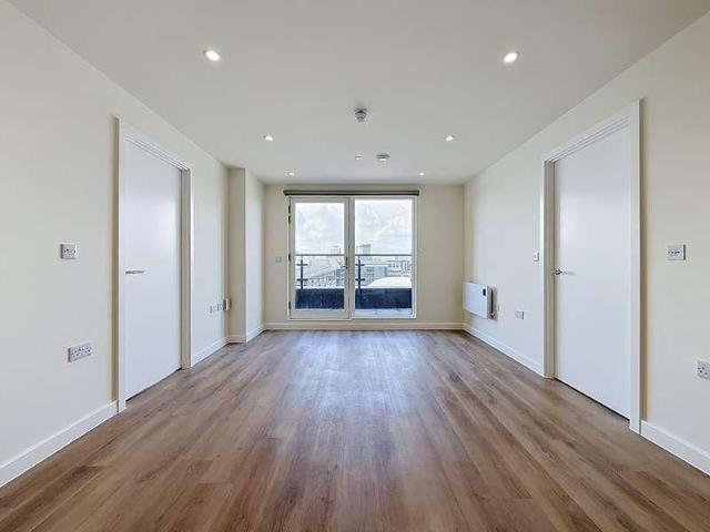 Apartment for rent in Tiger Bay, Falcon Lodge