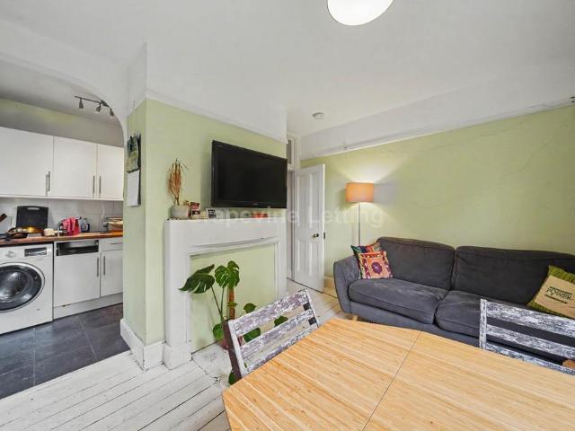 Apartment for rent in Streatham Hill, Greater London