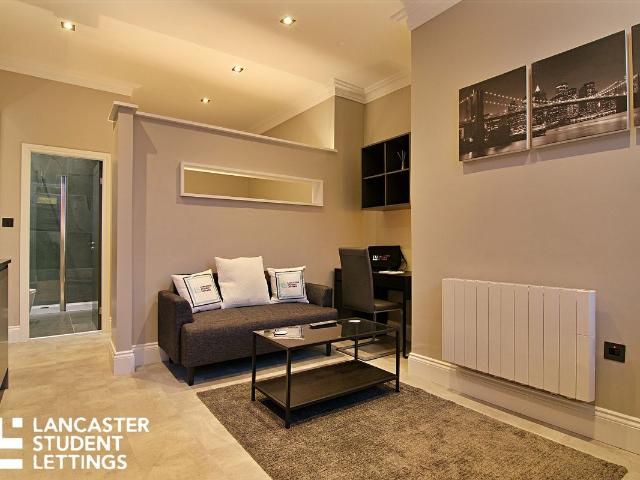 Room for rent in Moorlands, Bare