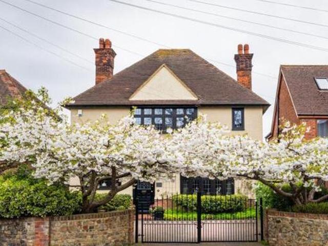 House for sale in East Cliff, Acol