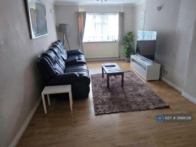 House for rent in Yeading, Greater London