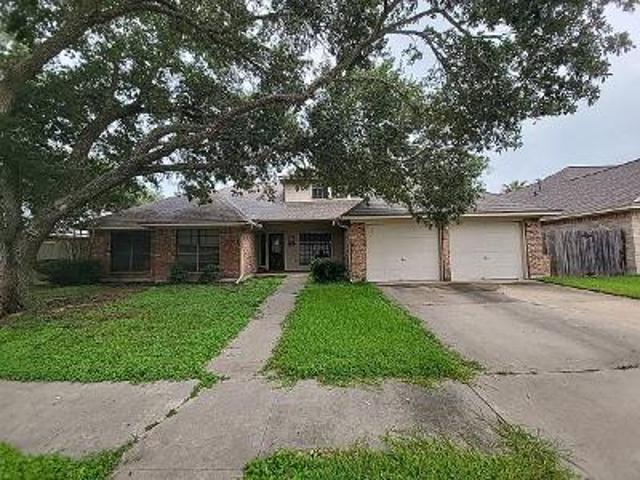 House for sale in Victoria