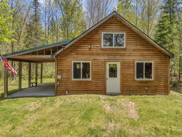 House for sale in Maine
