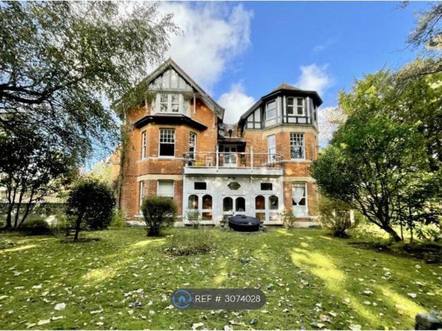 Apartment for rent in Talbot Village, Bournemouth