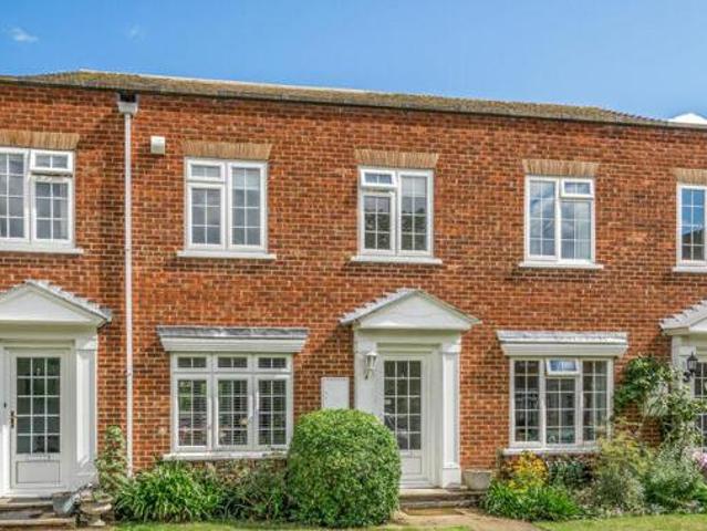 House for sale in Lower Halliford, Surrey