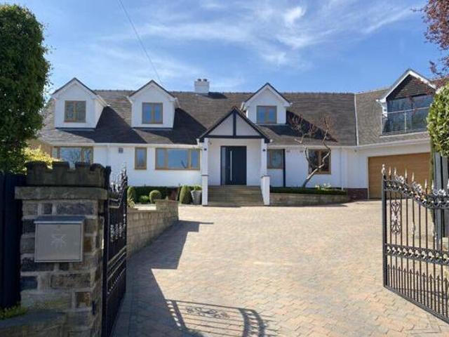 House for sale in Lower Hopton, Mirfield