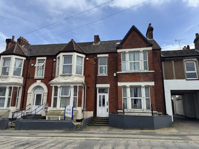 Apartment for rent in Brompton, Gillingham