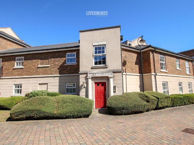 Apartment for rent in Swanscombe and Greenhithe, Monks Orchard
