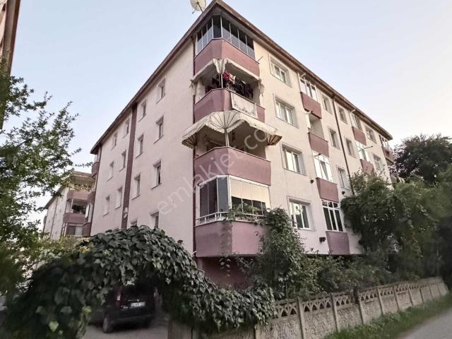 Yenimahalle Mahallesi, Hendek içerisinde satılık mülk