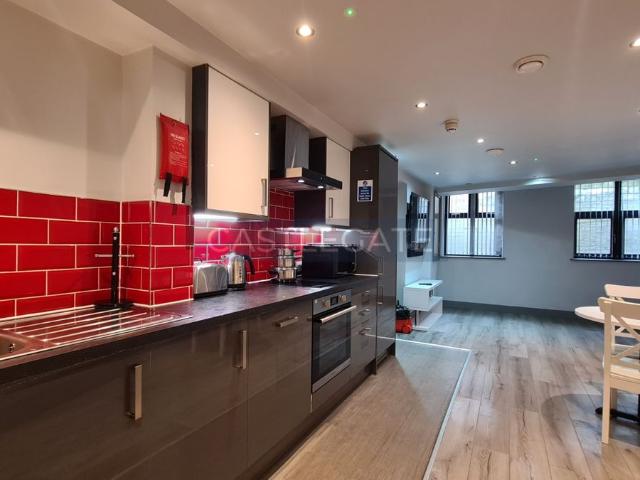 Room for rent in Folly Hall, Kirklees