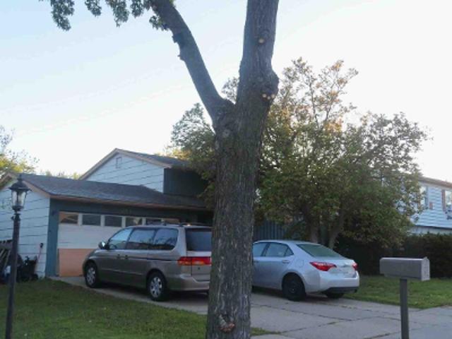 House for sale in Buffalo Grove, Illinois