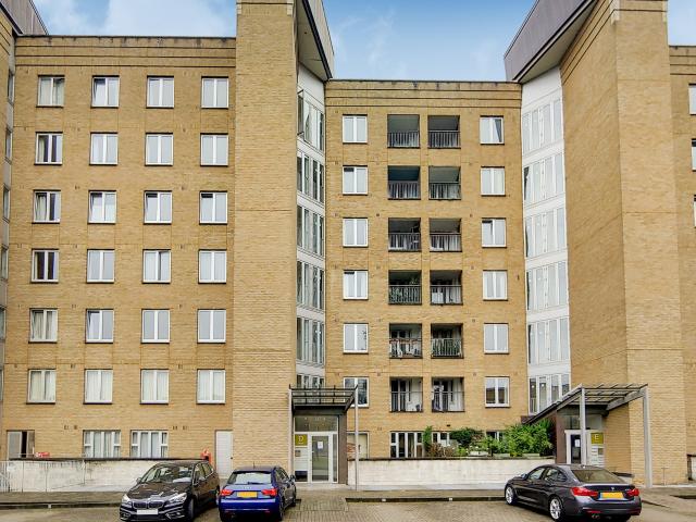 Apartment for rent in Canary Wharf, Greater London