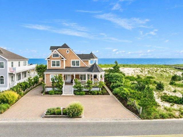House for sale in Westhampton, Town of Southampton