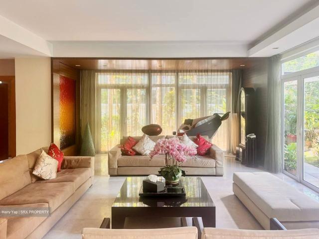 Detached House for sale in 23 North West