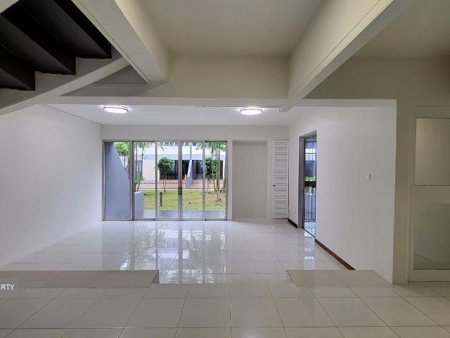 Condominium for rent in Novena