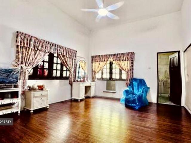 Detached House for sale