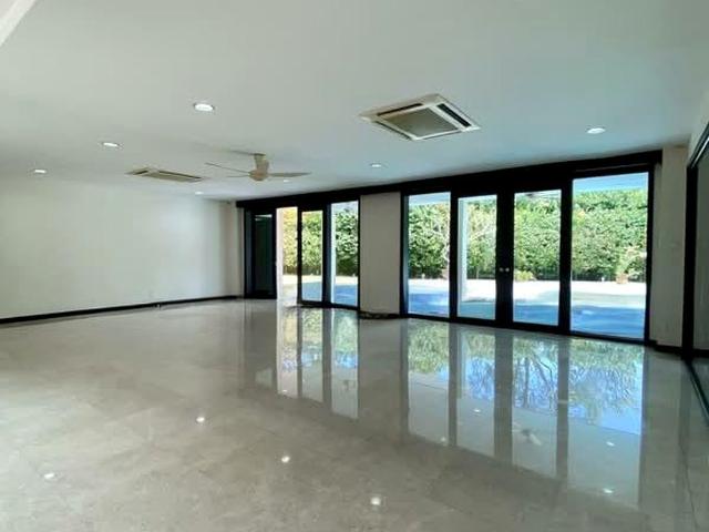 Detached House for rent