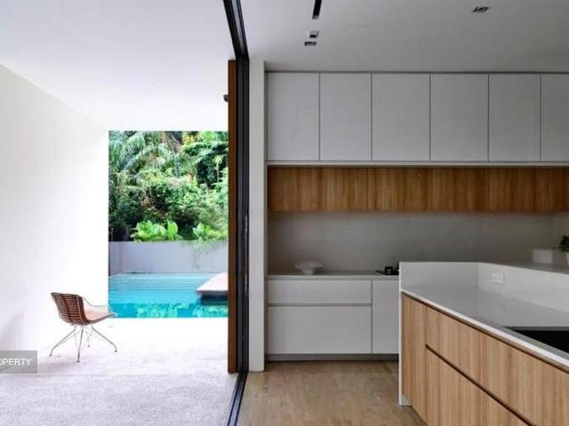 Detached House for rent