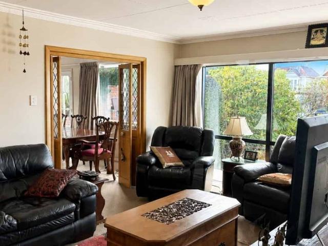 House for rent in Otakou